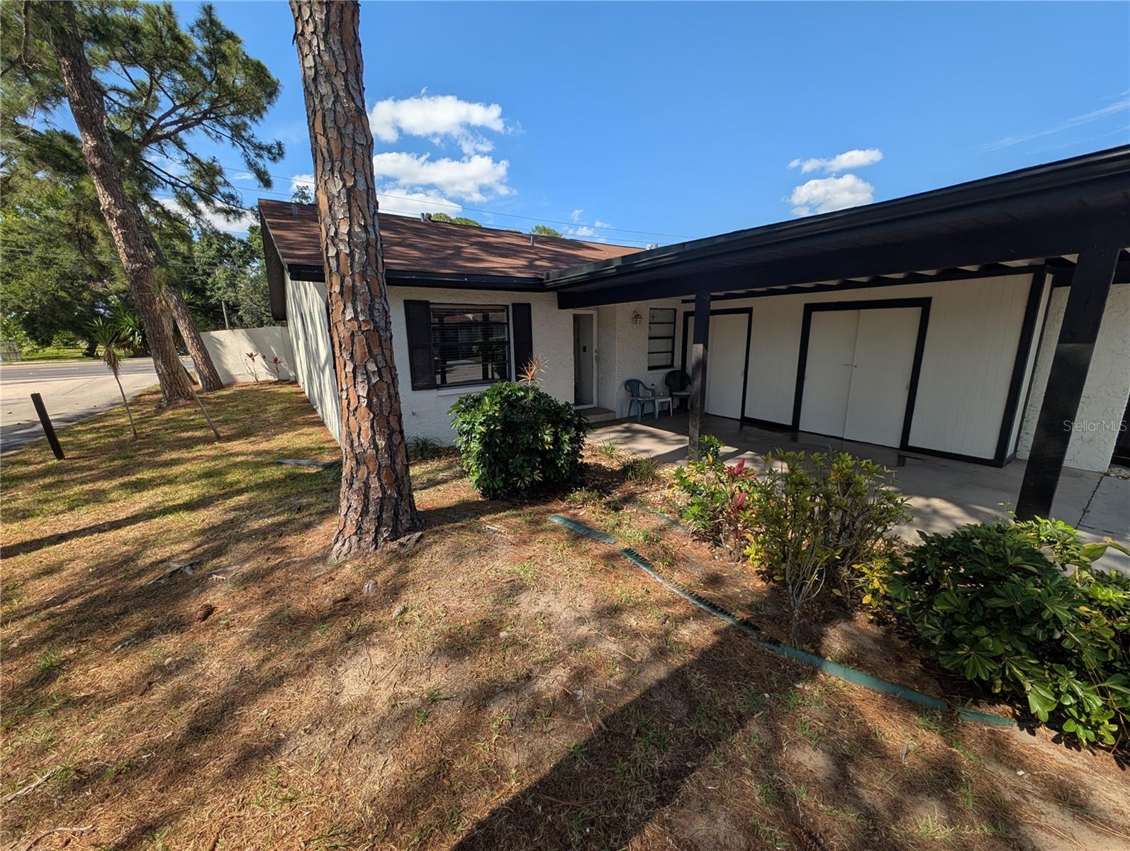 2042 SUNSET GROVE LN, CLEARWATER, FL, 33765