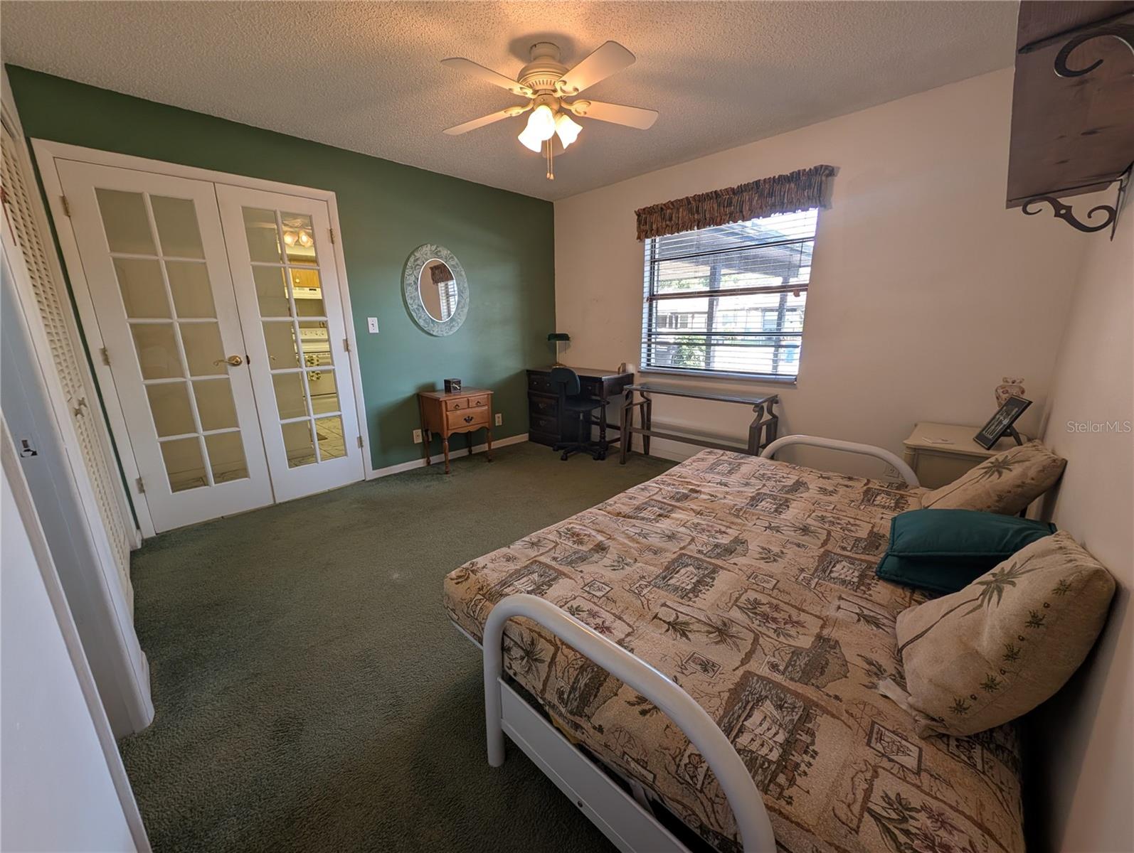 2042 SUNSET GROVE LN, CLEARWATER, FL, 33765