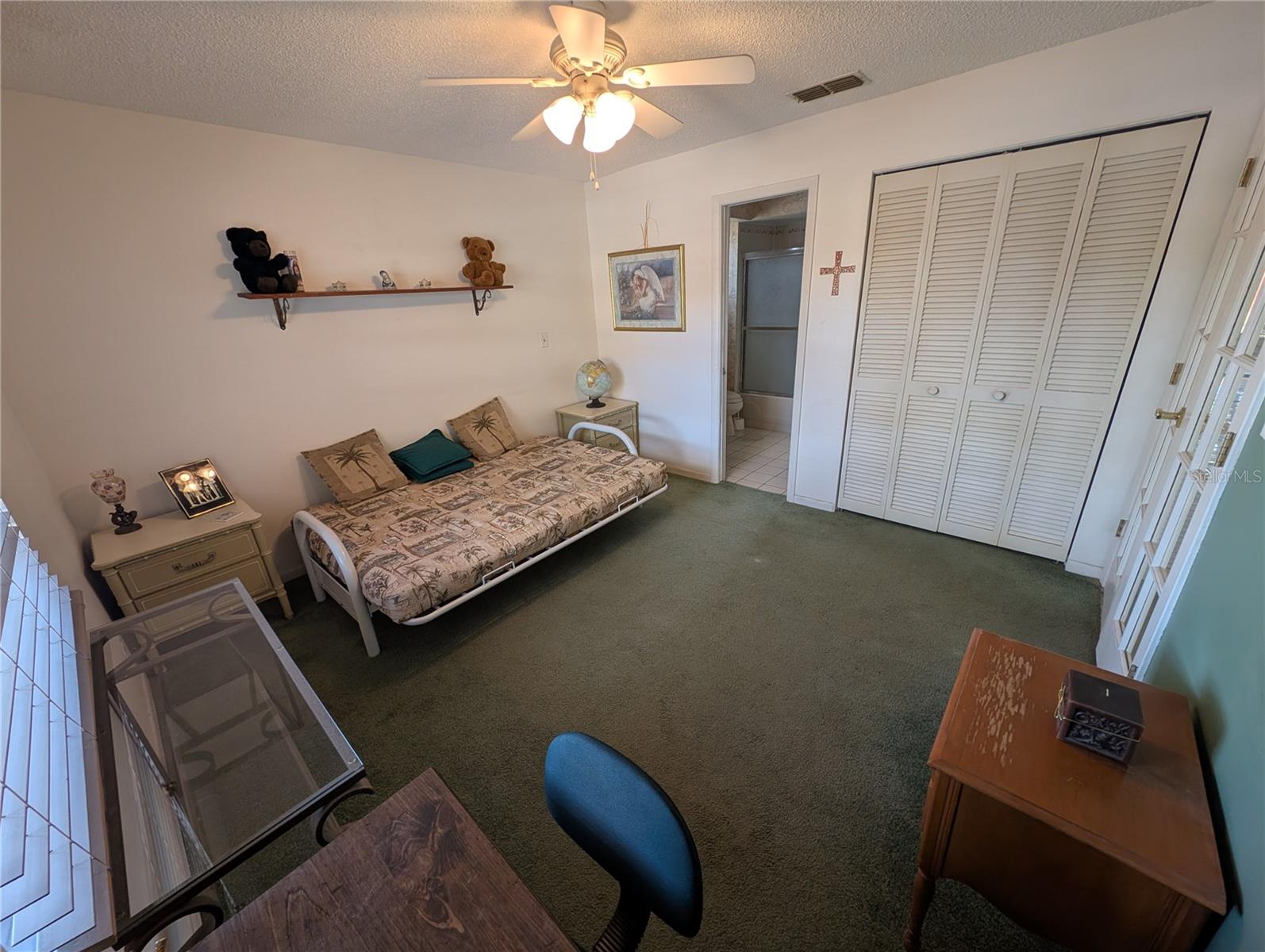 2042 SUNSET GROVE LN, CLEARWATER, FL, 33765