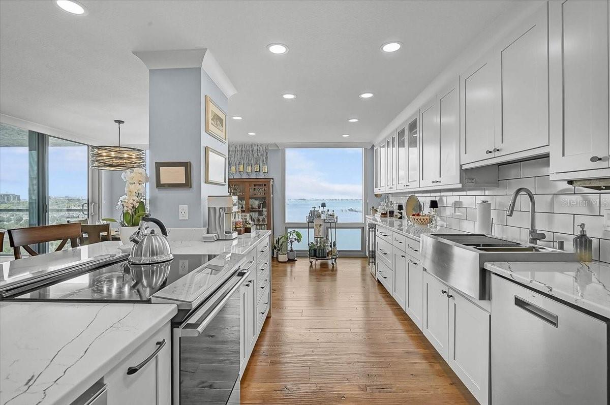 1111 N GULFSTREAM AVE #7C, SARASOTA, FL, 34236