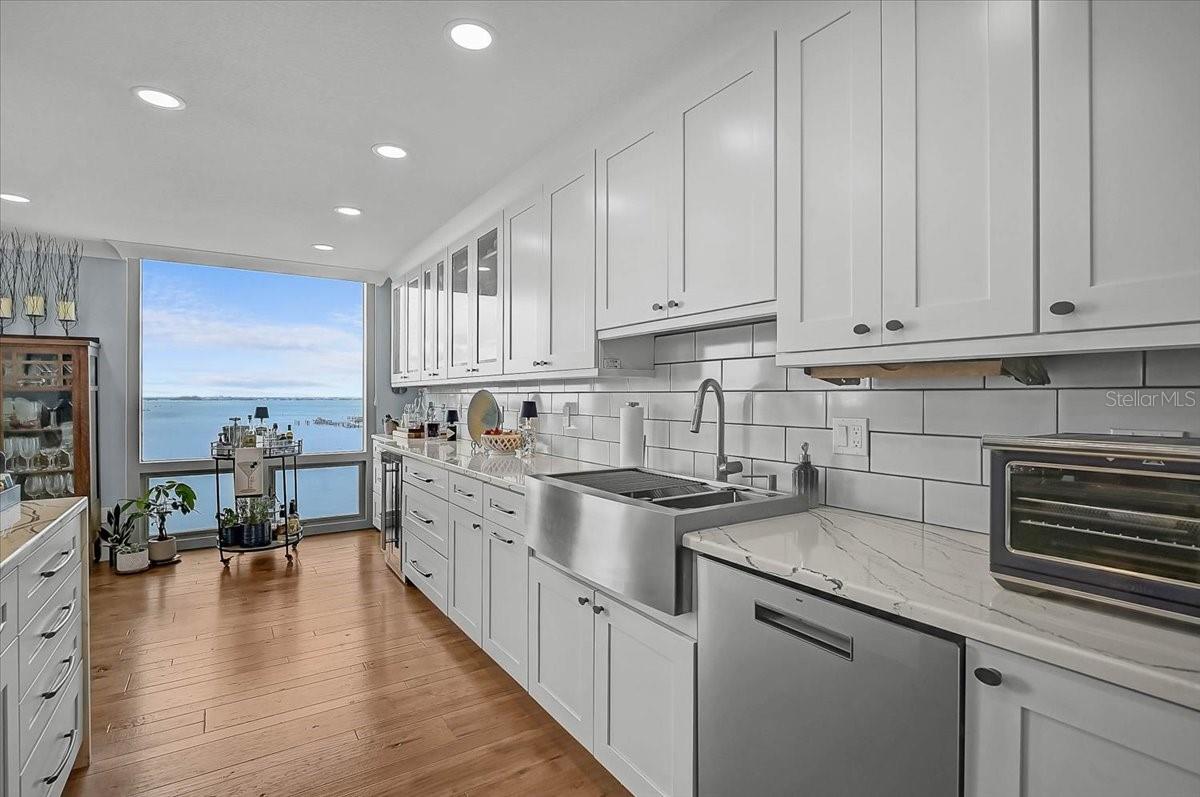 1111 N GULFSTREAM AVE #7C, SARASOTA, FL, 34236
