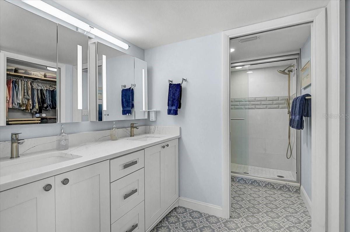 1111 N GULFSTREAM AVE #7C, SARASOTA, FL, 34236
