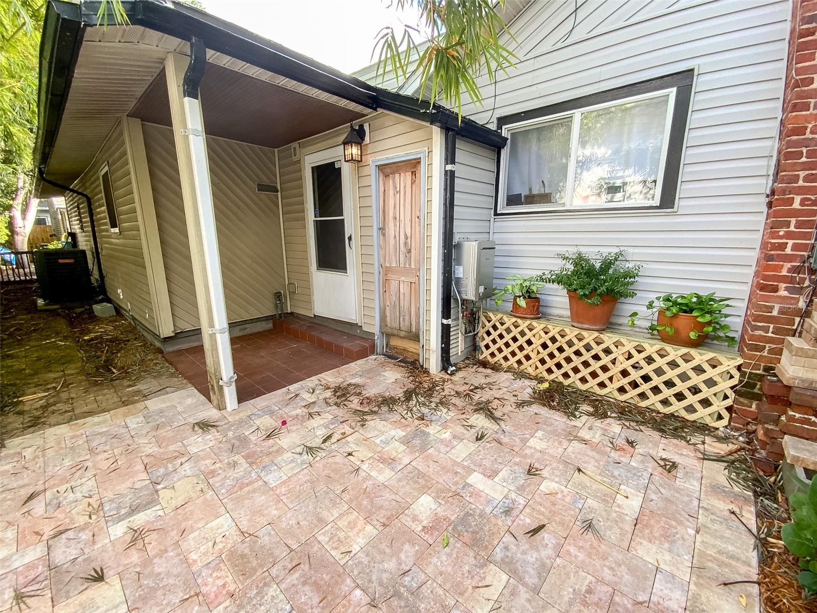 657 BROADWAY #B, DUNEDIN, FL, 34698