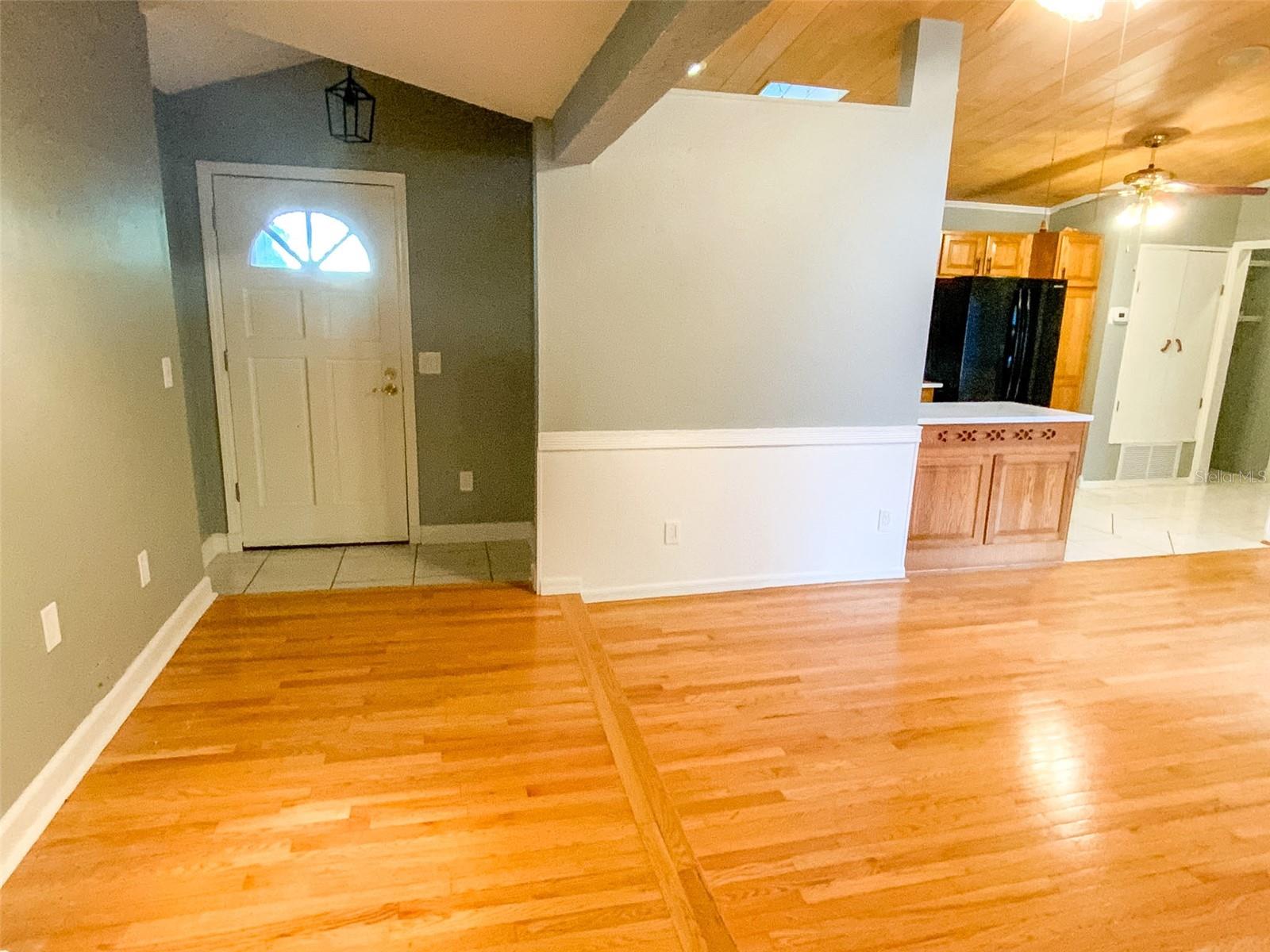657 BROADWAY #B, DUNEDIN, FL, 34698