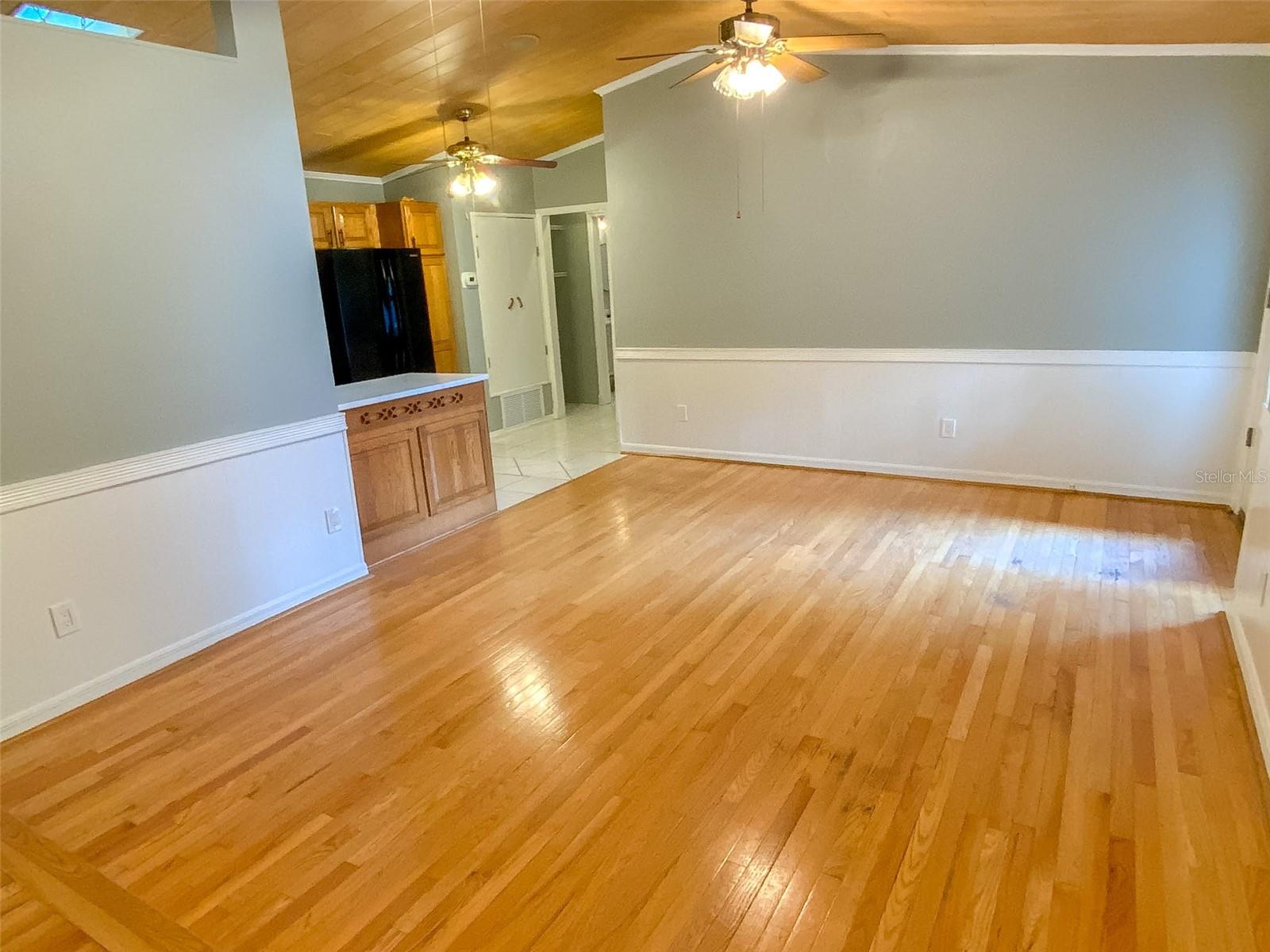 657 BROADWAY #B, DUNEDIN, FL, 34698
