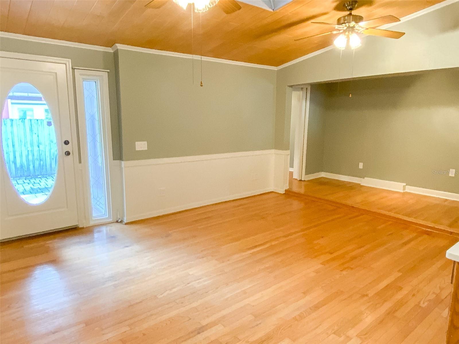 657 BROADWAY #B, DUNEDIN, FL, 34698