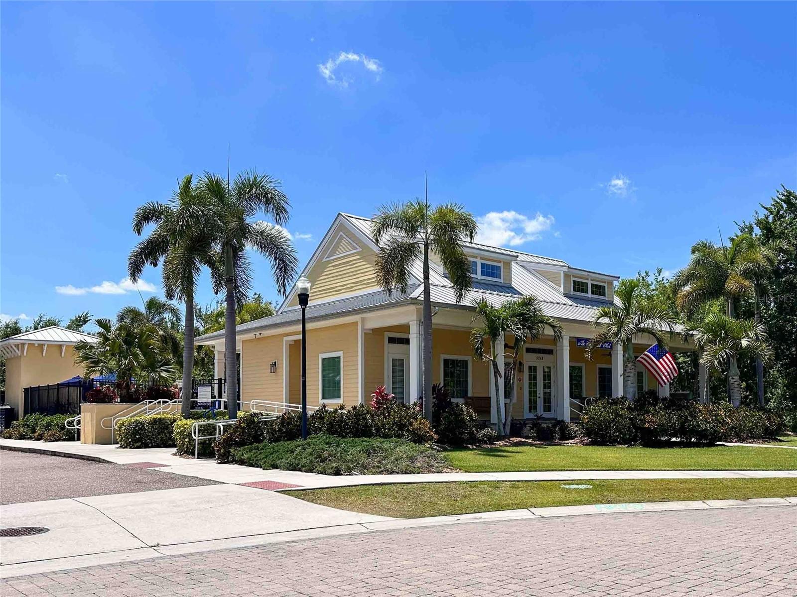 5111 COASTAL SCENE DR, APOLLO BEACH, FL, 33572