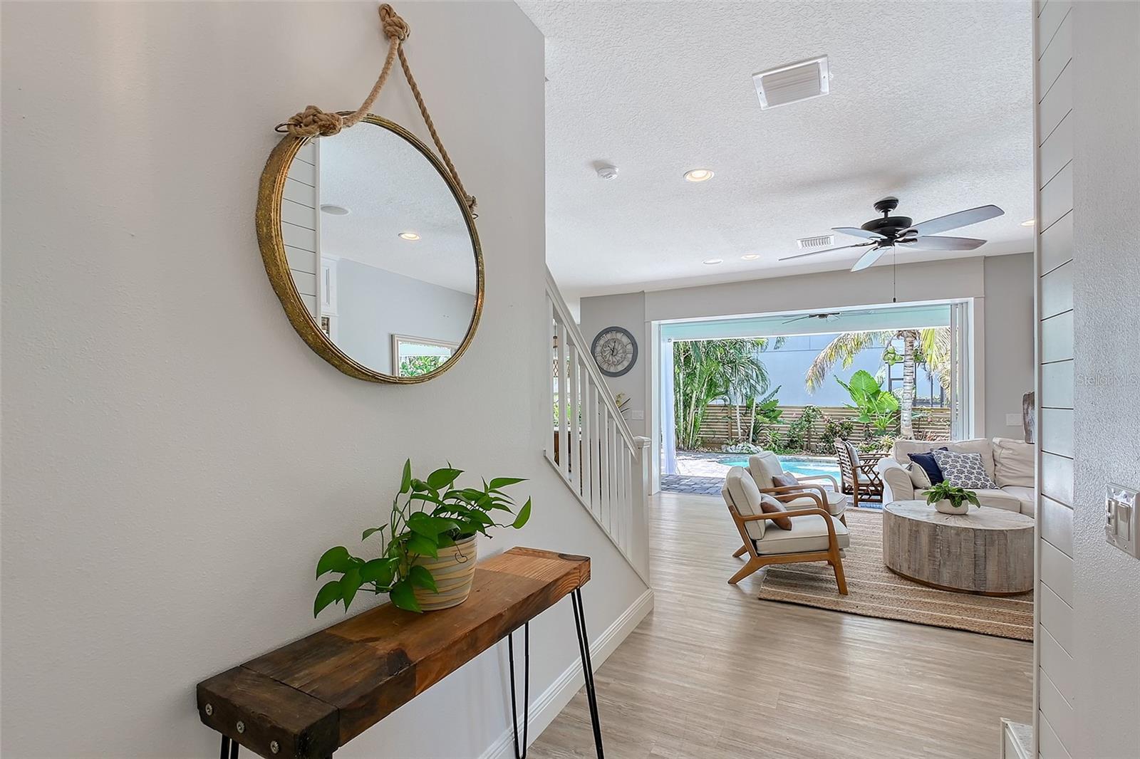 1738 SIESTA DR, SARASOTA, FL, 34239