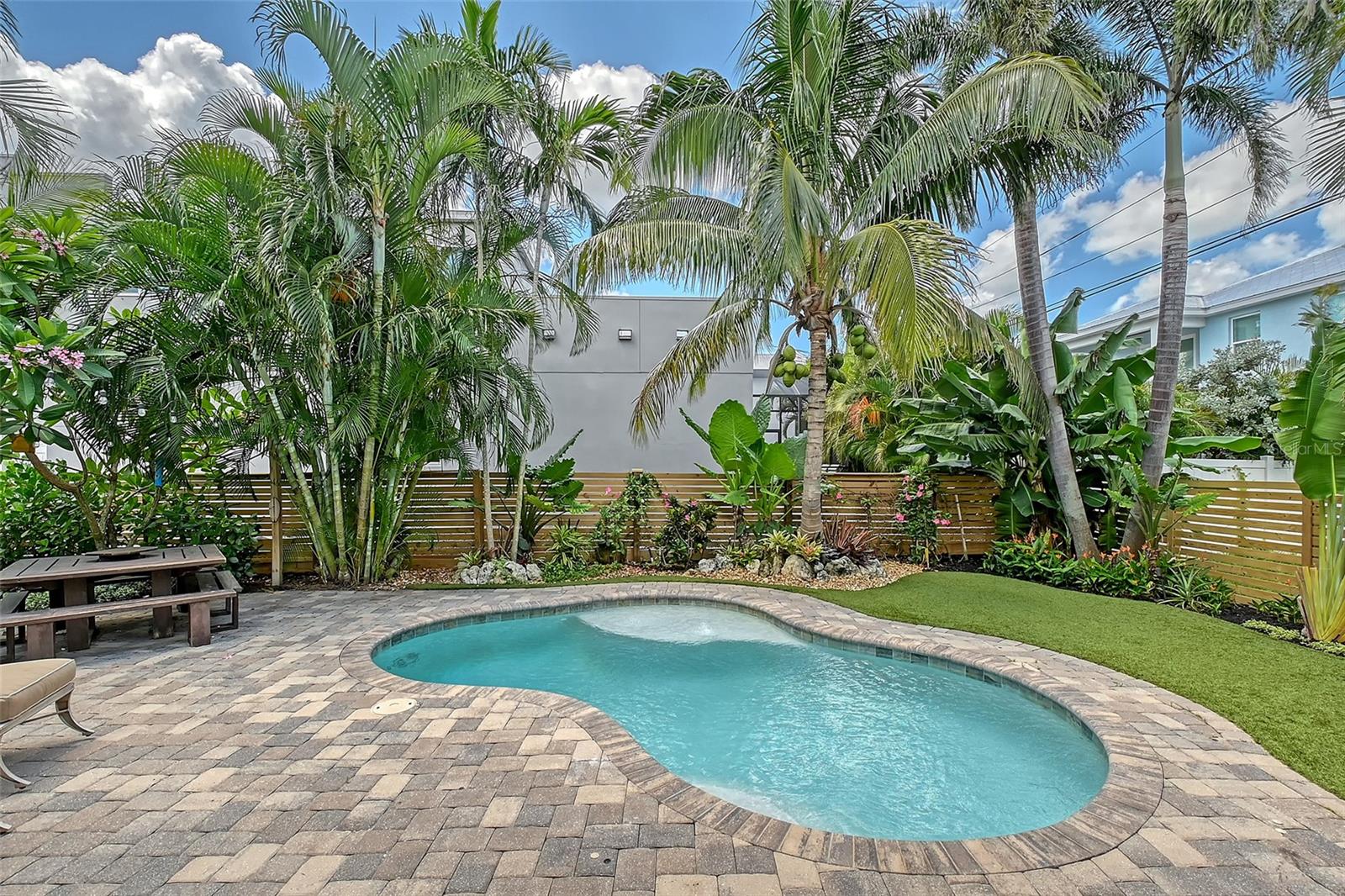 1738 SIESTA DR, SARASOTA, FL, 34239