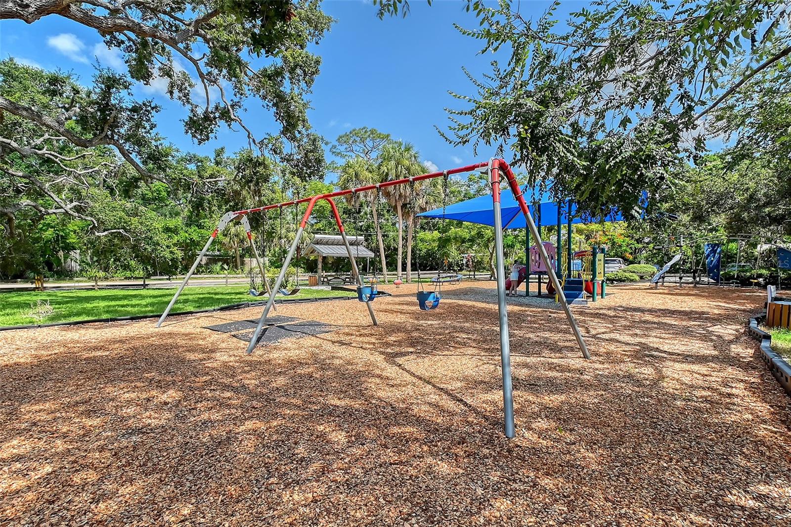 1738 SIESTA DR, SARASOTA, FL, 34239