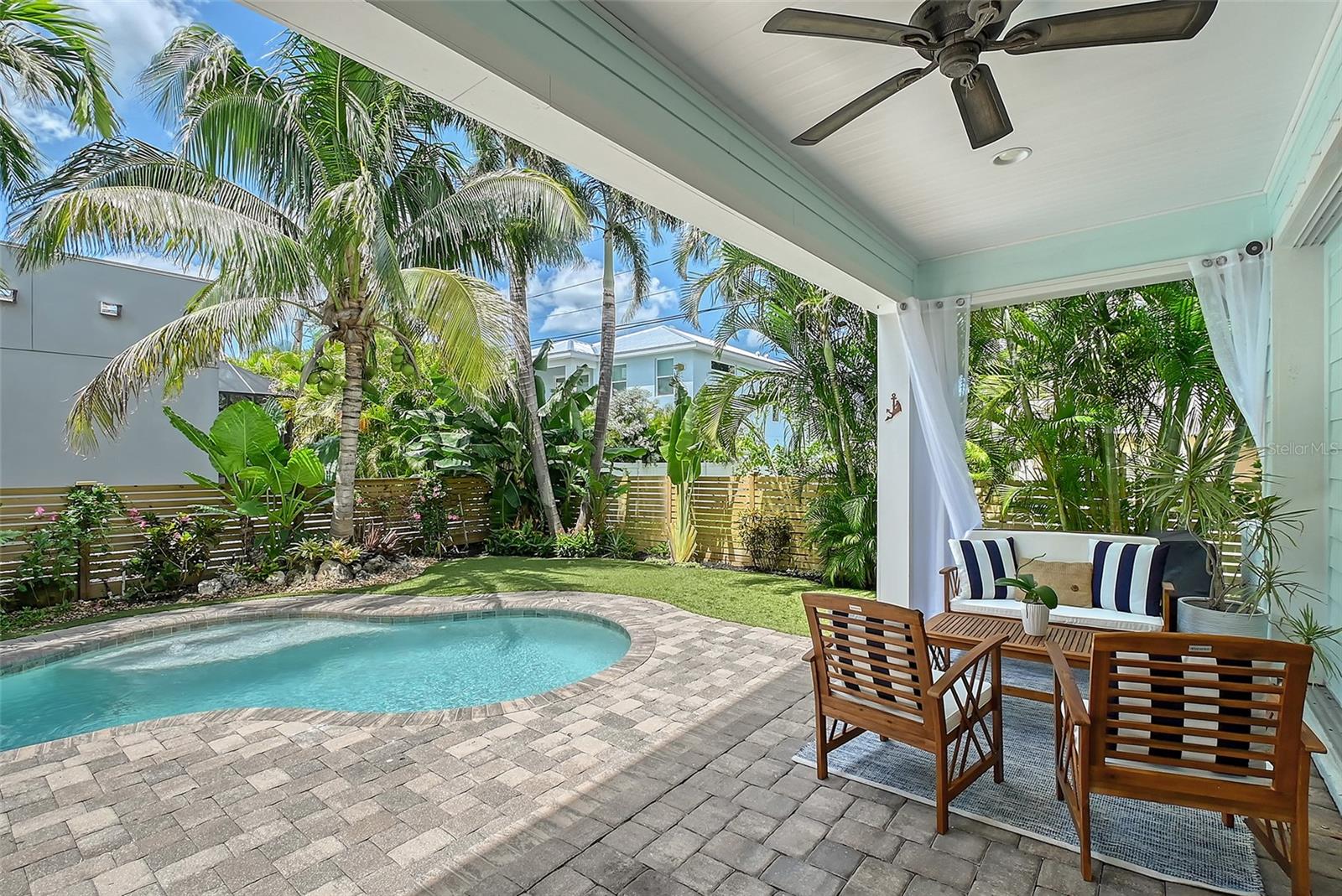 1738 SIESTA DR, SARASOTA, FL, 34239