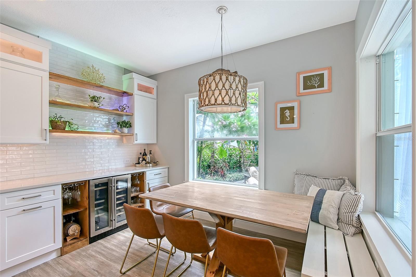 1738 SIESTA DR, SARASOTA, FL, 34239