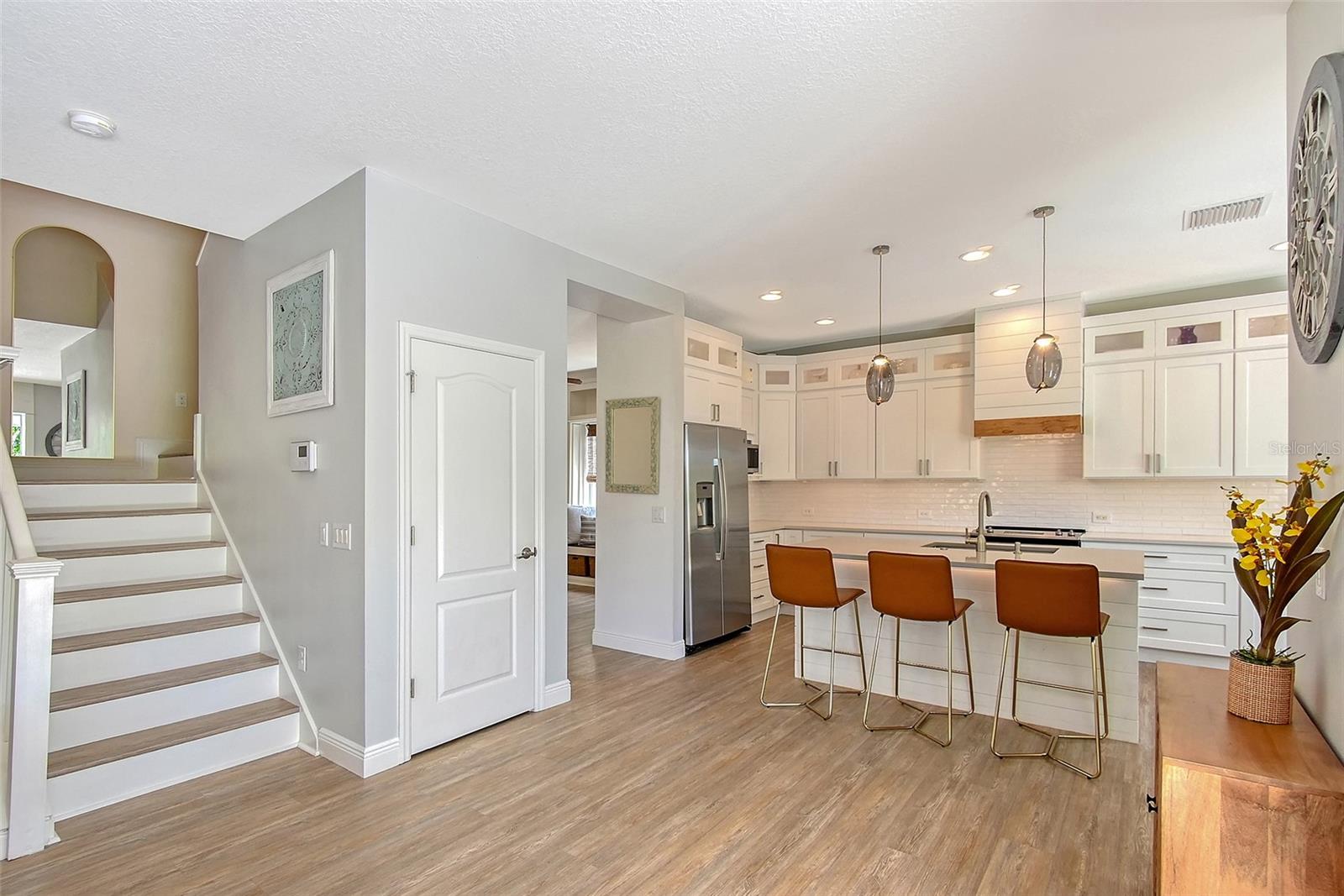 1738 SIESTA DR, SARASOTA, FL, 34239