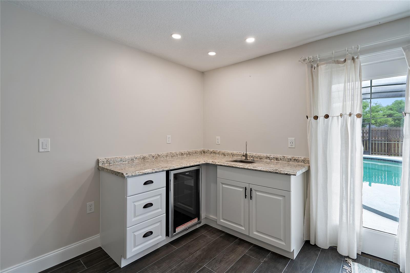 480 PALM DR, SANFORD, FL, 32771