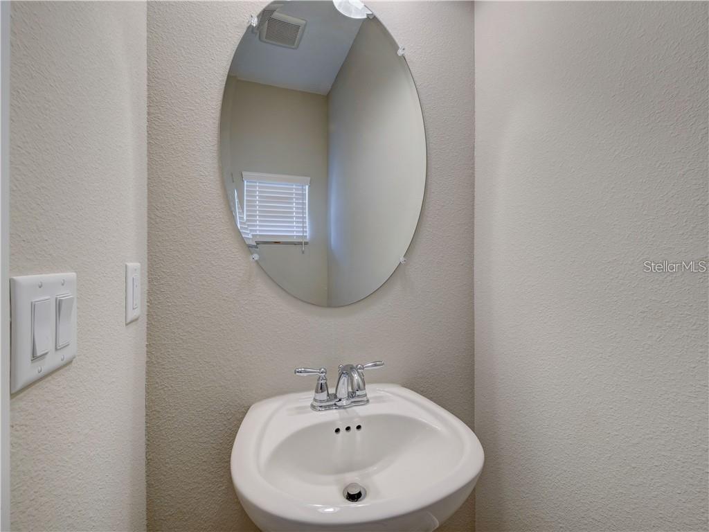 1074 AMBER LEAF TRL, WESLEY CHAPEL, FL, 33544