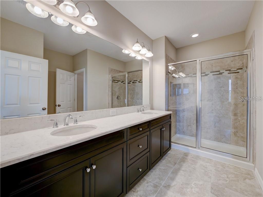 1074 AMBER LEAF TRL, WESLEY CHAPEL, FL, 33544