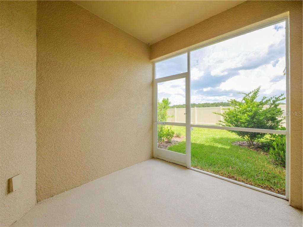 1074 AMBER LEAF TRL, WESLEY CHAPEL, FL, 33544