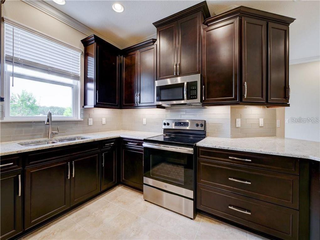 1074 AMBER LEAF TRL, WESLEY CHAPEL, FL, 33544