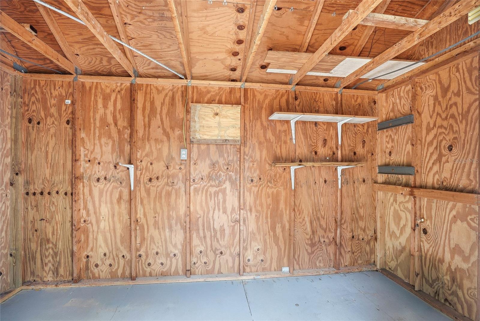 6040 KNOLLWOOD DR, RIDGE MANOR, FL, 33523