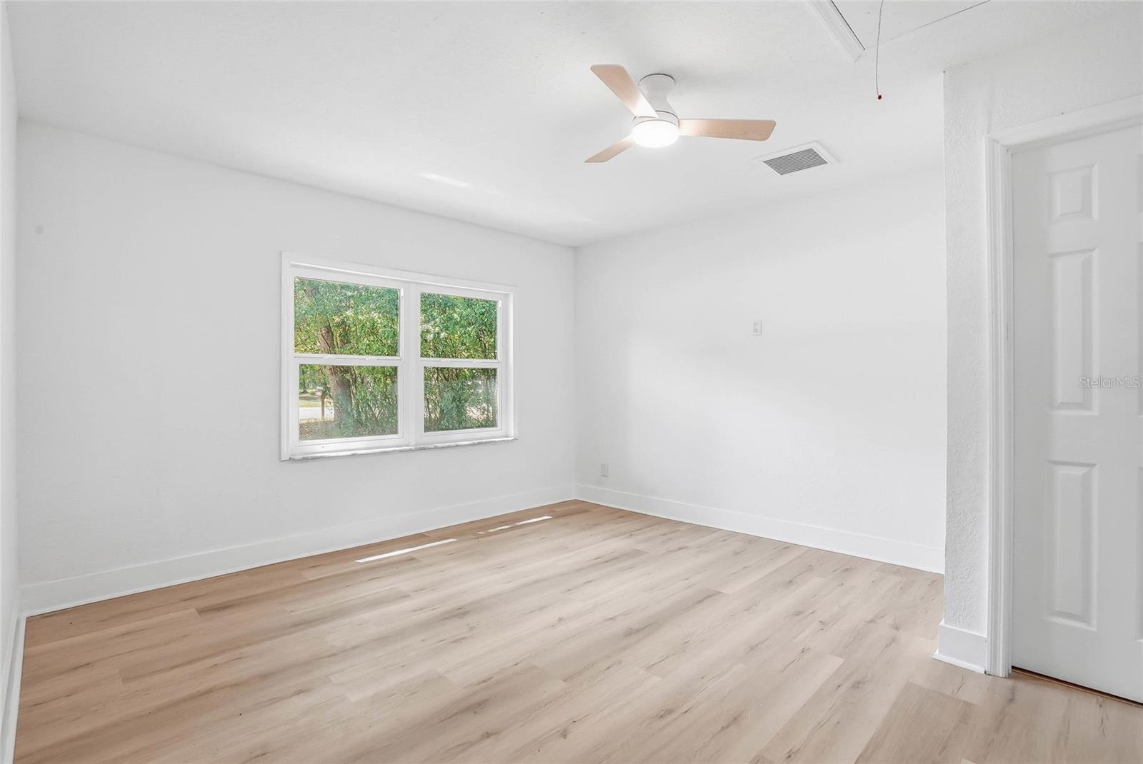 6040 KNOLLWOOD DR, RIDGE MANOR, FL, 33523