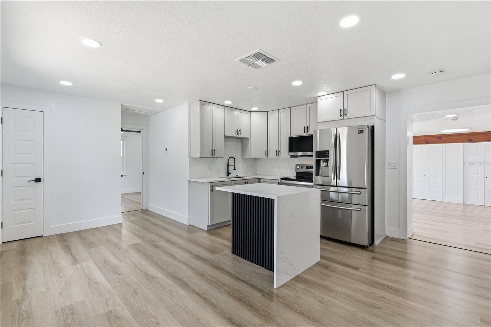 1865 SPRINGTIME AVE, CLEARWATER, FL, 33755