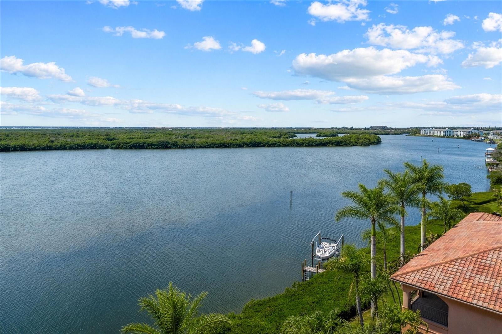 7 COVE VIEW CT, COCOA BEACH, FL, 32931