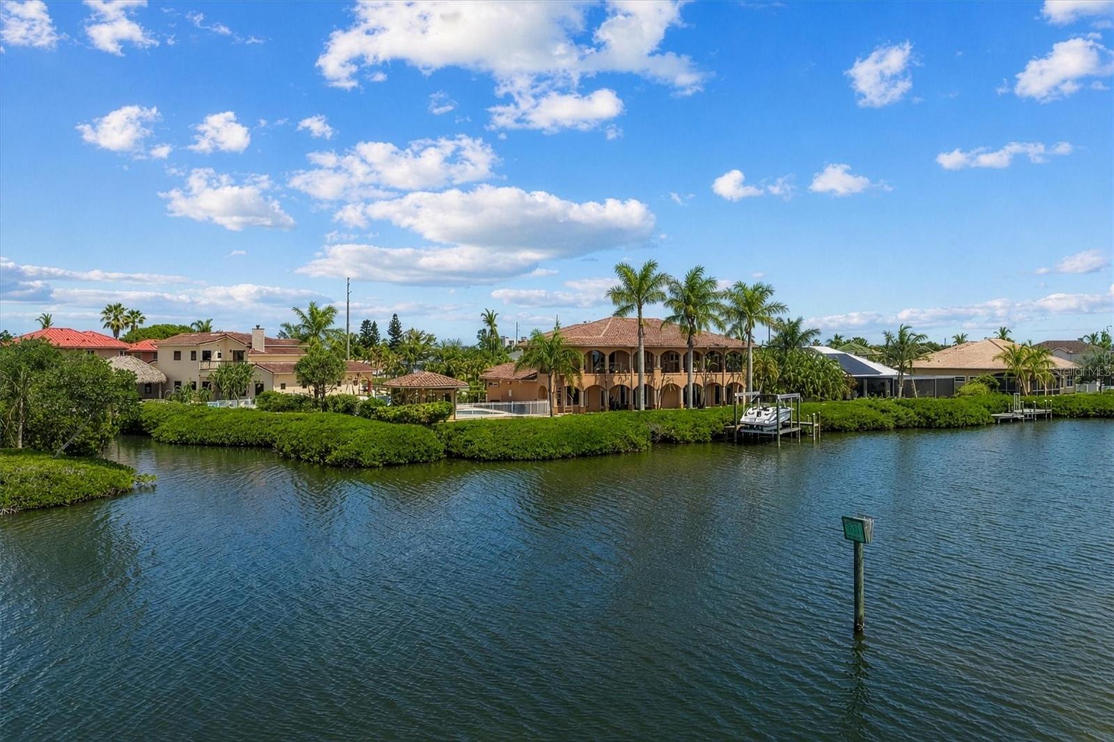 7 COVE VIEW CT, COCOA BEACH, FL, 32931