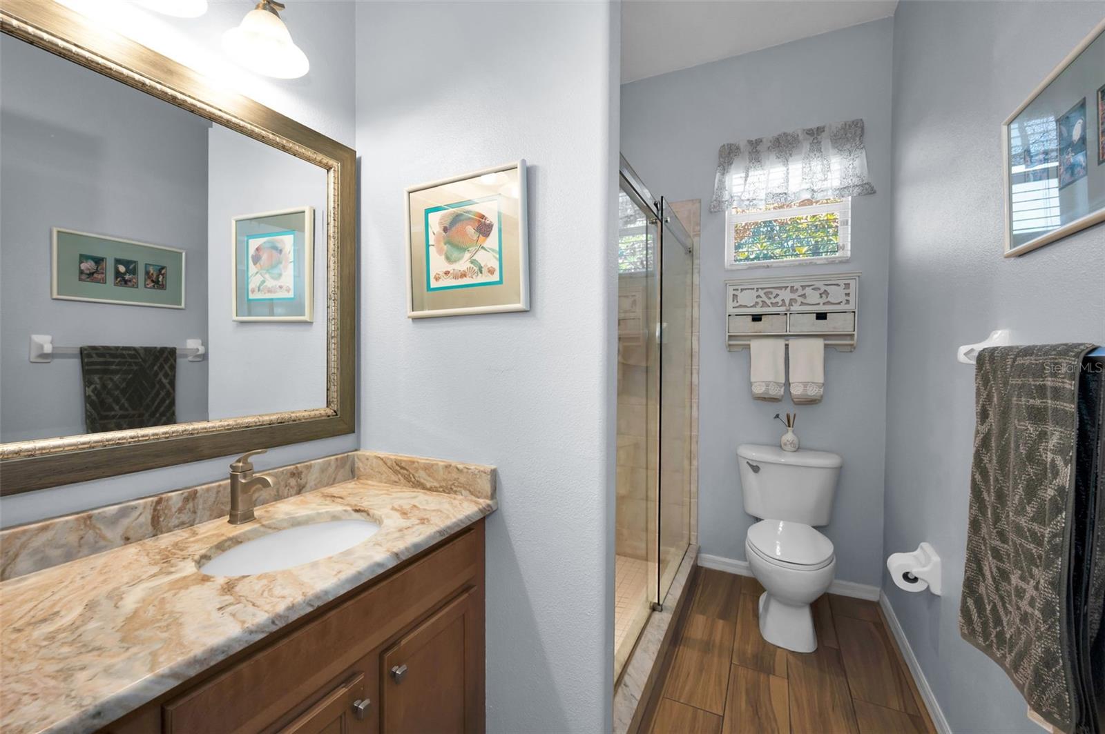 8202 WILD OAKS CIR, LARGO, FL, 33773