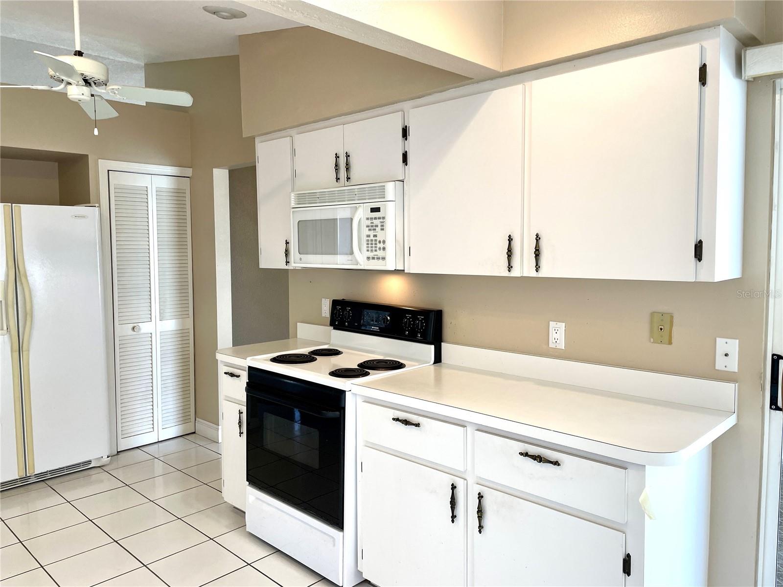 23372 MULLINS AVE, PORT CHARLOTTE, FL, 33954