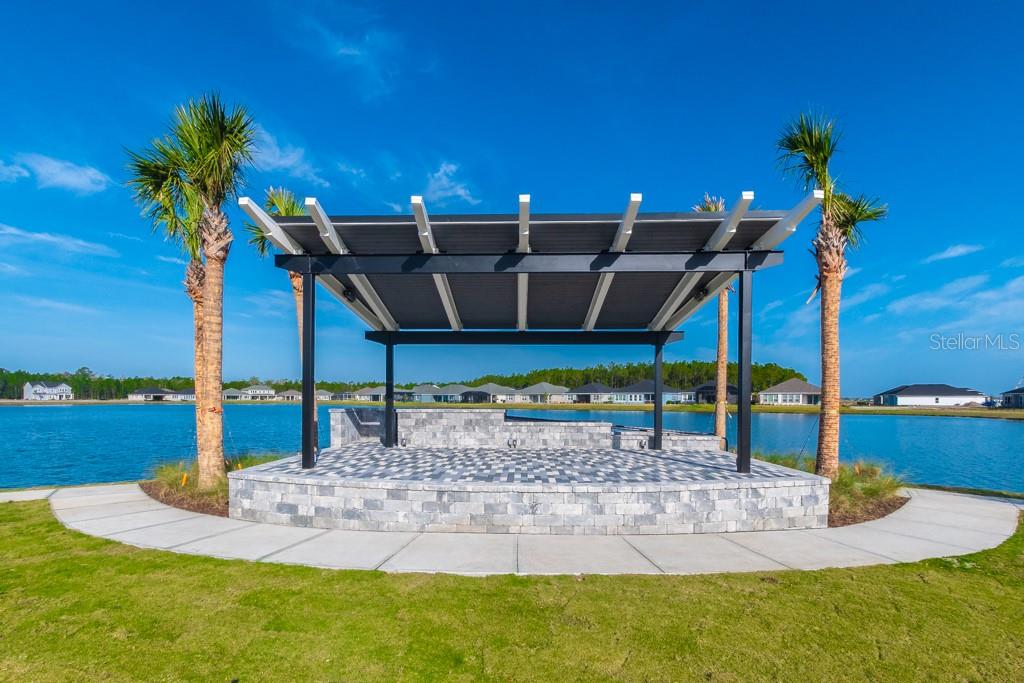 125 MOSAIC BLVD, DAYTONA BEACH, FL, 32124