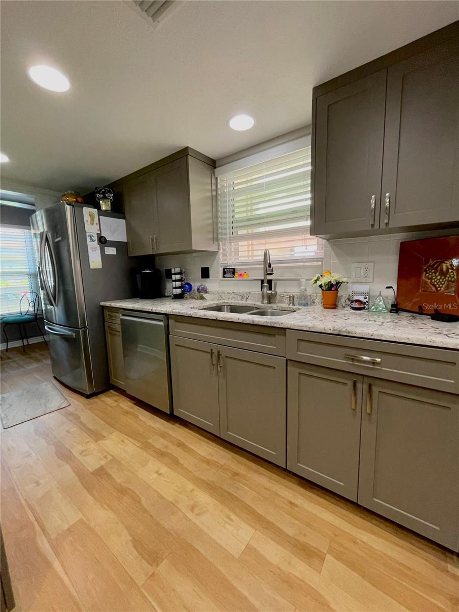 7893 SAILBOAT KEY BLVD S #101, SOUTH PASADENA, FL, 33707