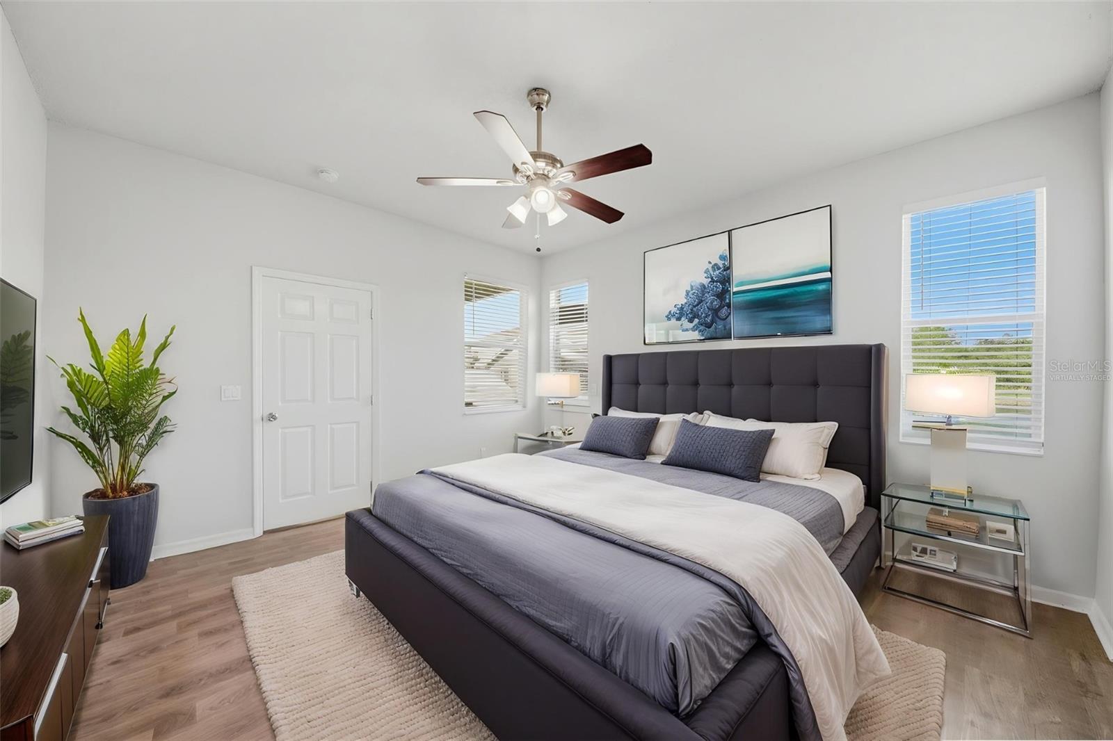 949 WHISPERING CYPRESS LN, ORLANDO, FL, 32824