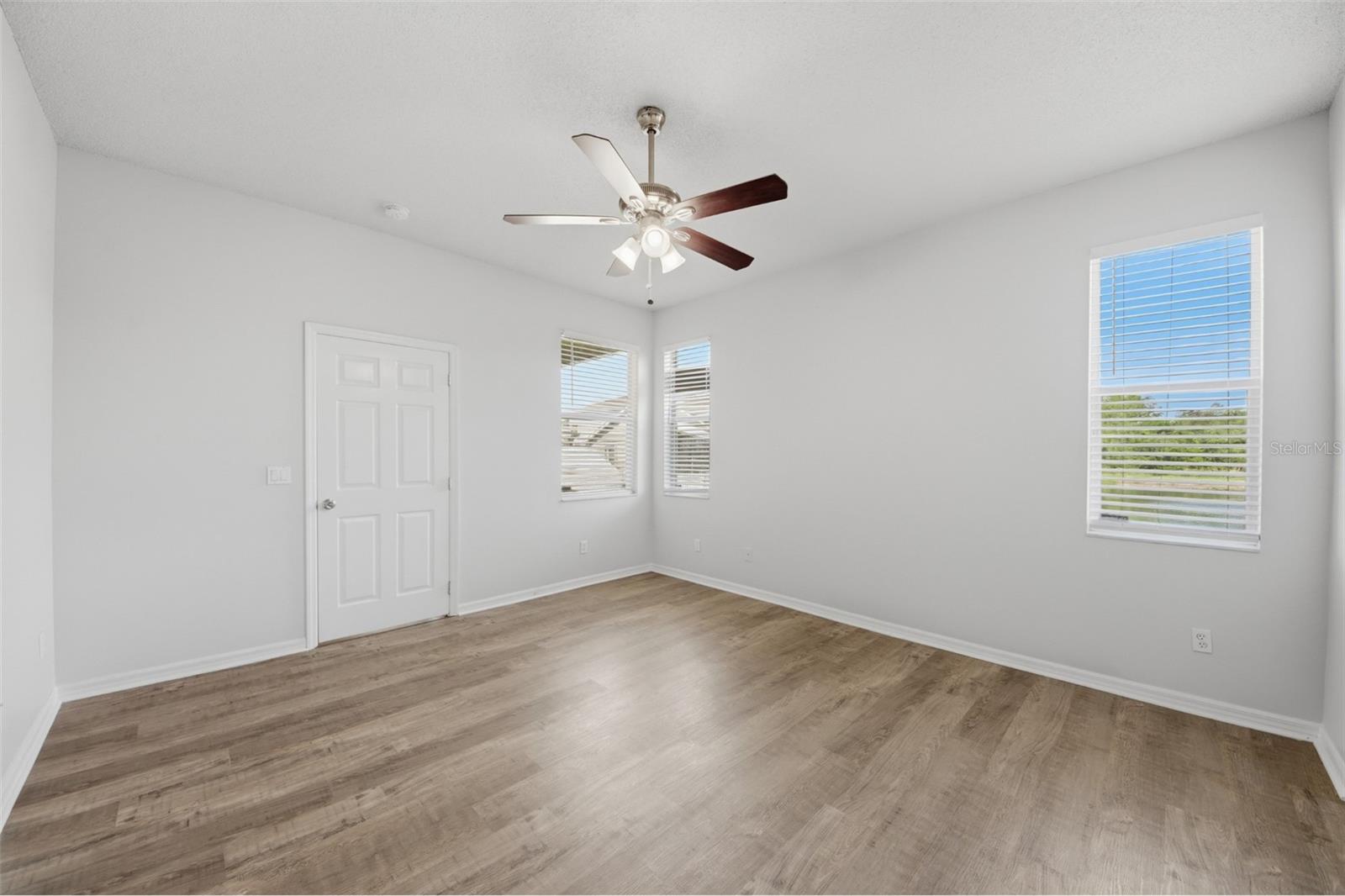 949 WHISPERING CYPRESS LN, ORLANDO, FL, 32824