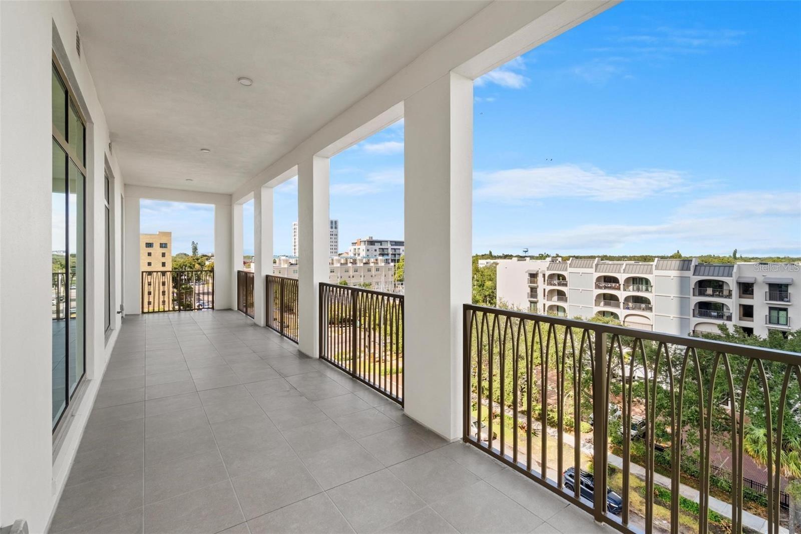 126 4TH AVE NE #601, ST PETERSBURG, FL, 33701