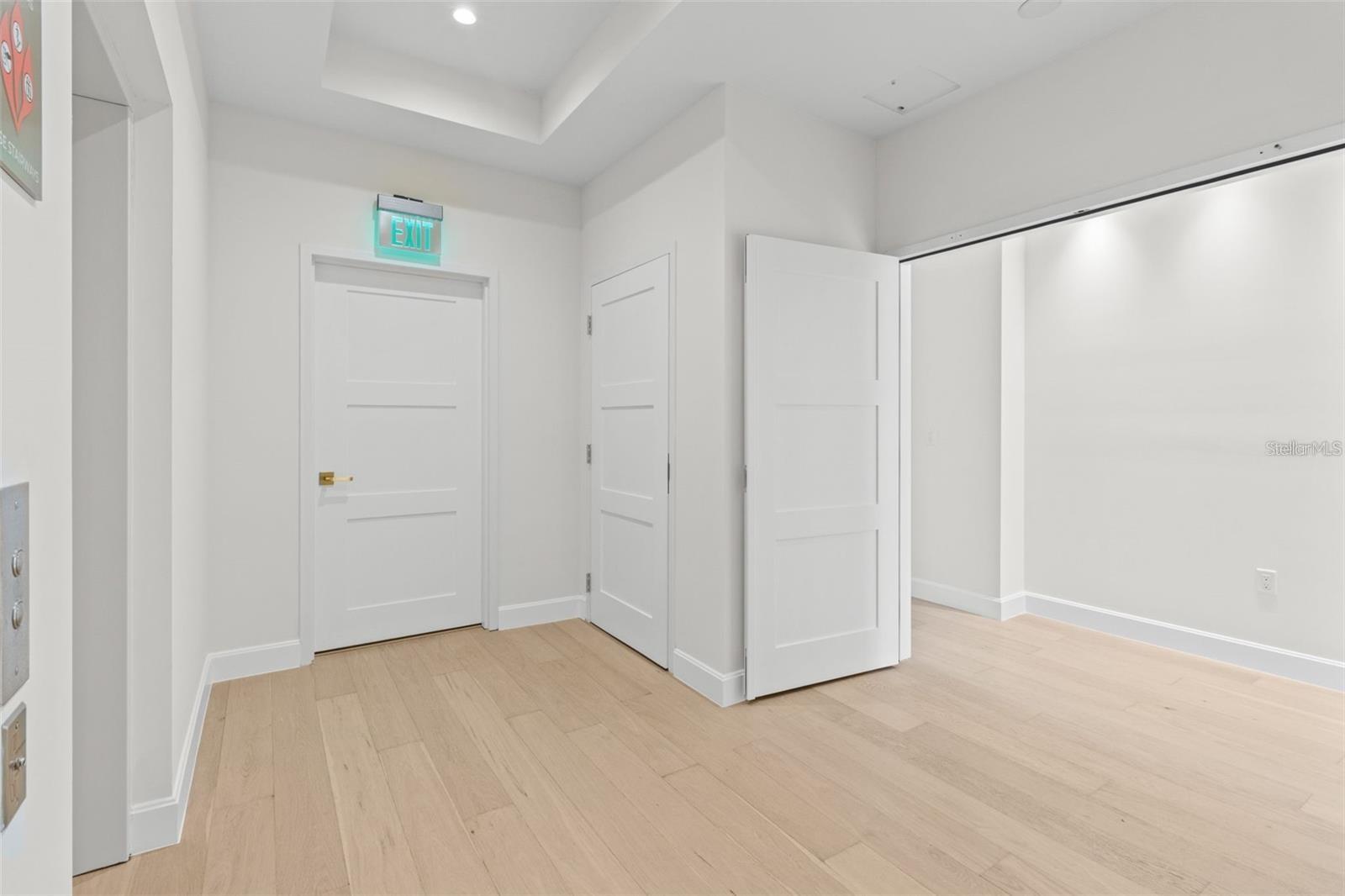 126 4TH AVE NE #601, ST PETERSBURG, FL, 33701