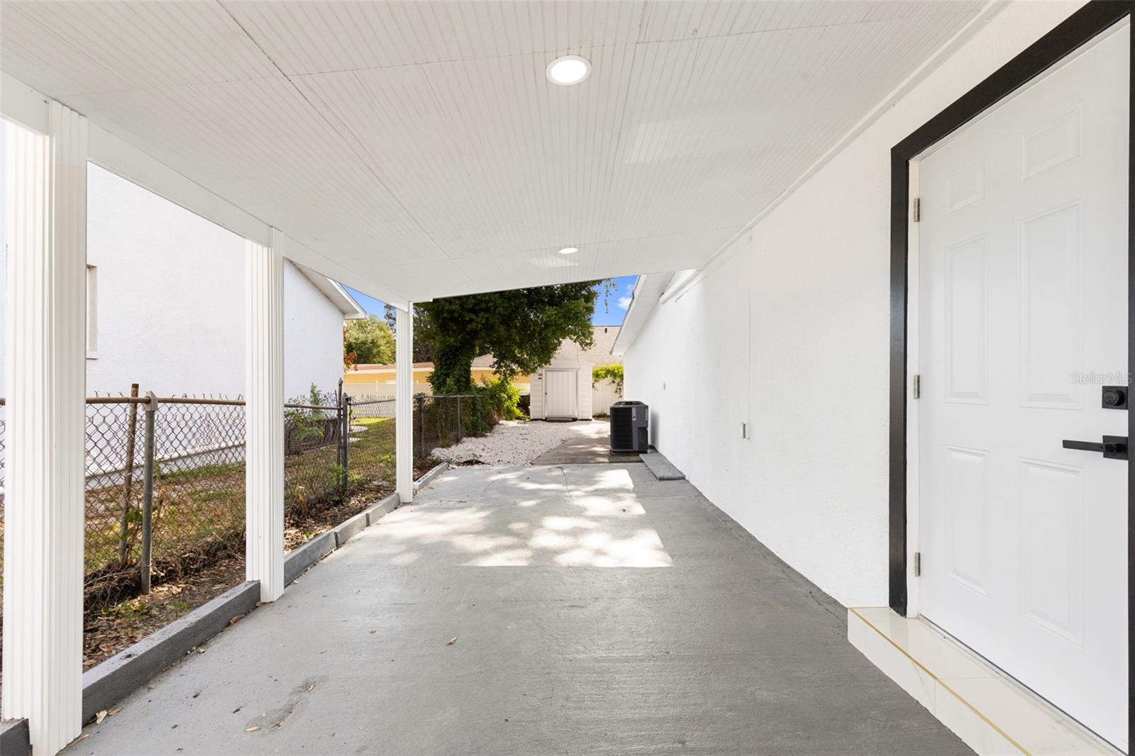5501 N ALBANY AVE, TAMPA, FL, 33603