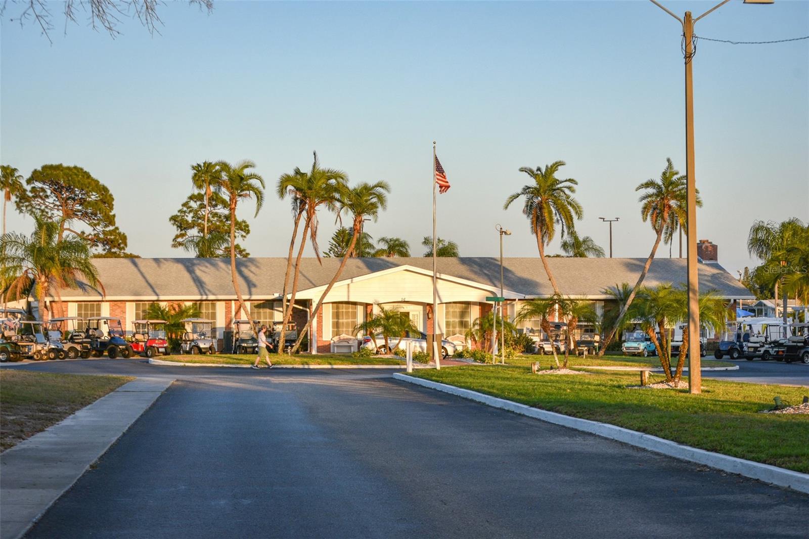 192 PHILADELPHIA BLVD #9, PALM HARBOR, FL, 34684