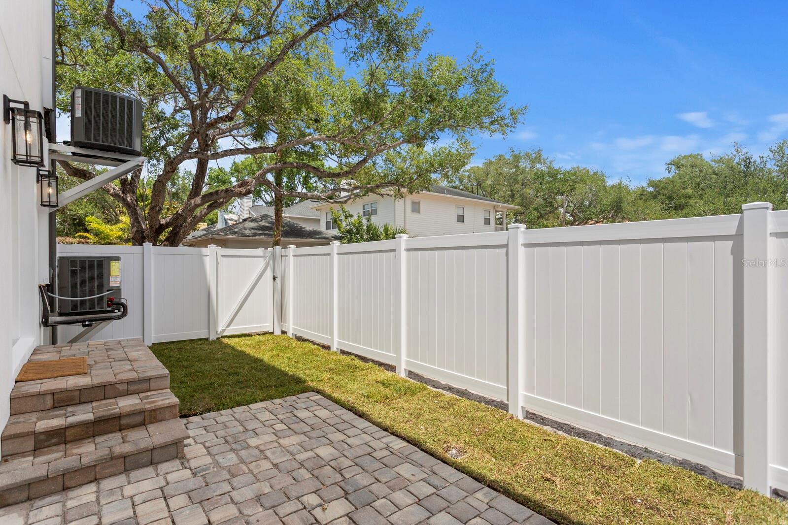 5210 BAYSHORE BLVD #2, TAMPA, FL, 33611