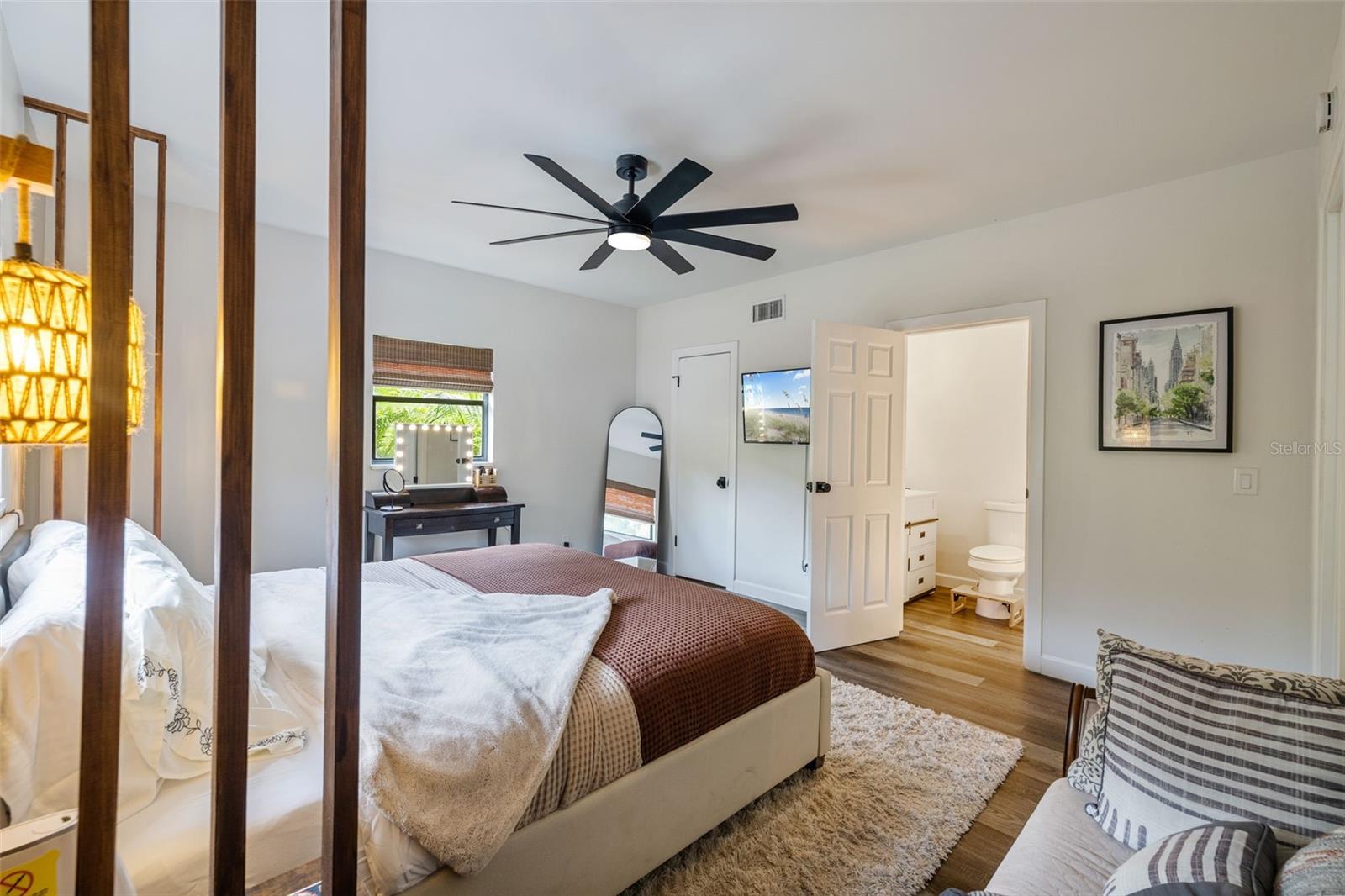 1411 E HENRY AVE, TAMPA, FL, 33604