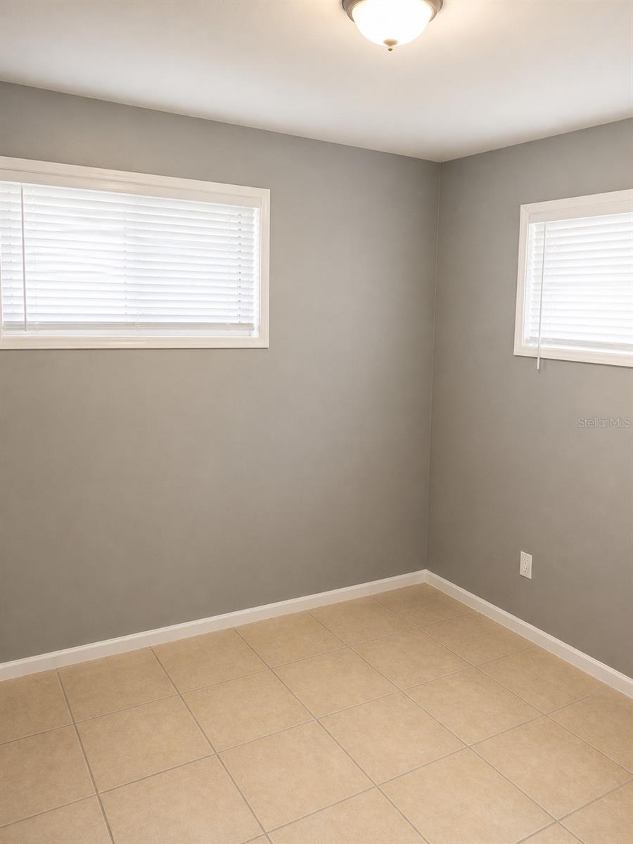 930 ALCAZAR WAY S, ST PETERSBURG, FL, 33705