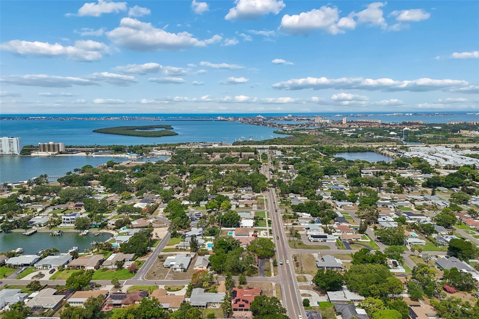 2790 PINELLAS POINT DR S, ST PETERSBURG, FL, 33712
