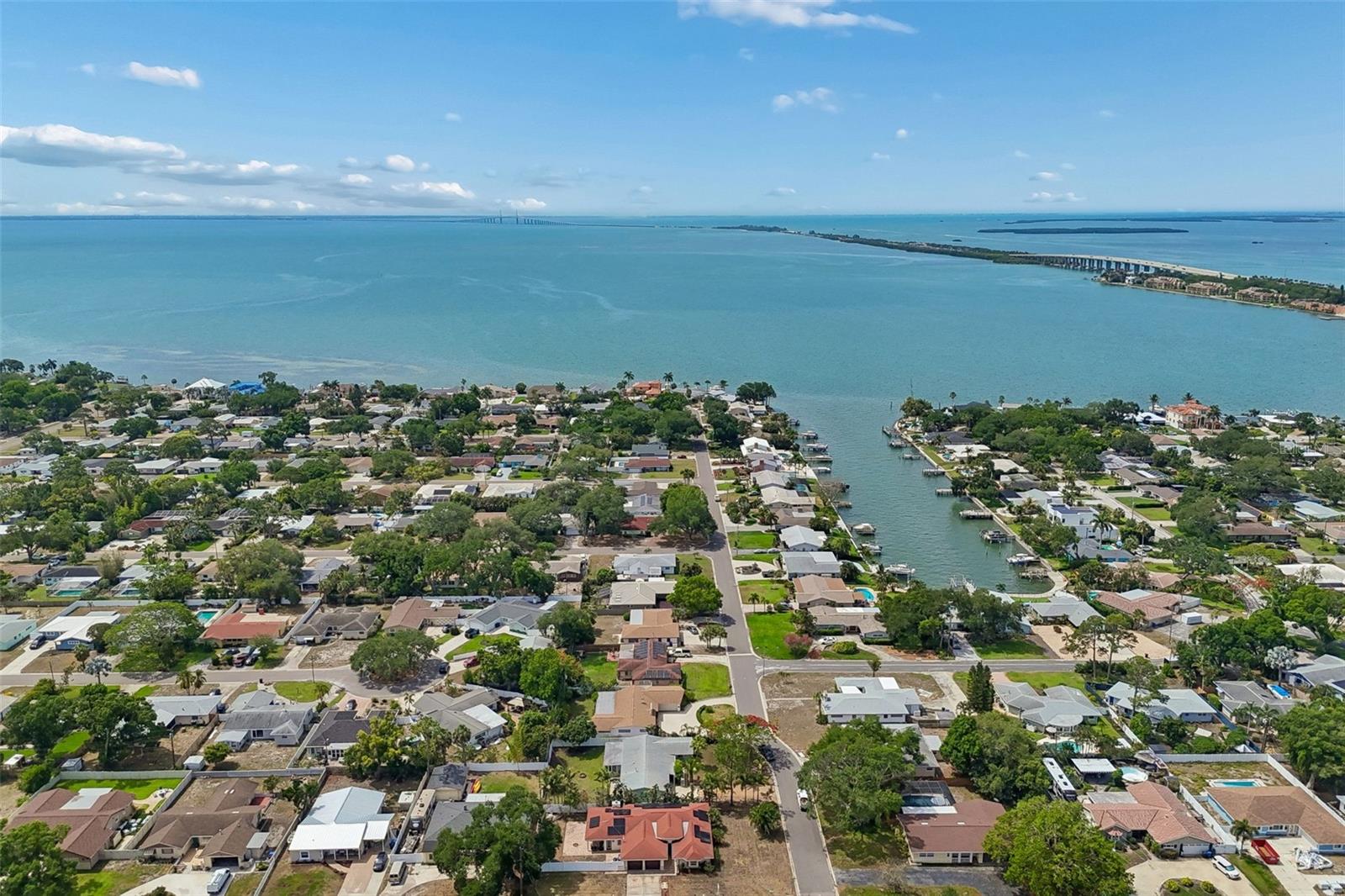 2790 PINELLAS POINT DR S, ST PETERSBURG, FL, 33712