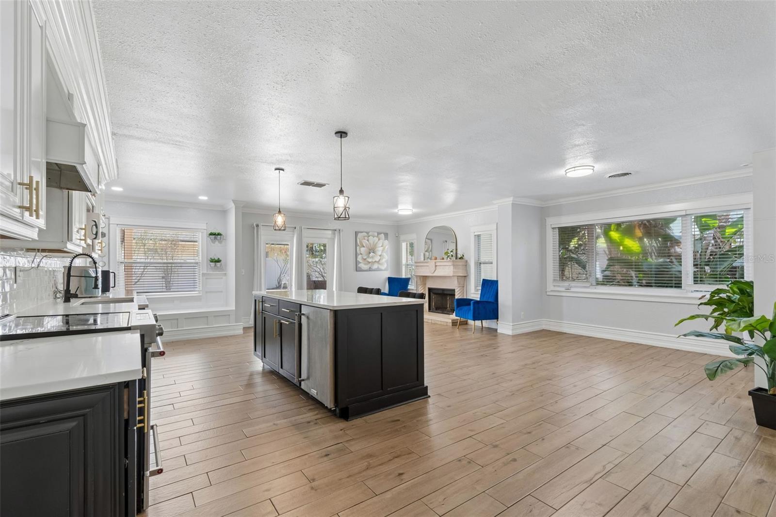2790 PINELLAS POINT DR S, ST PETERSBURG, FL, 33712