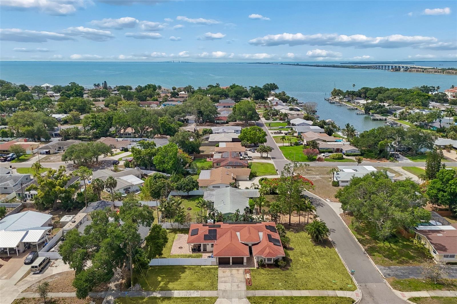2790 PINELLAS POINT DR S, ST PETERSBURG, FL, 33712