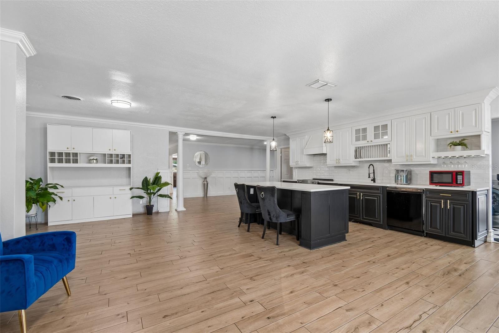 2790 PINELLAS POINT DR S, ST PETERSBURG, FL, 33712
