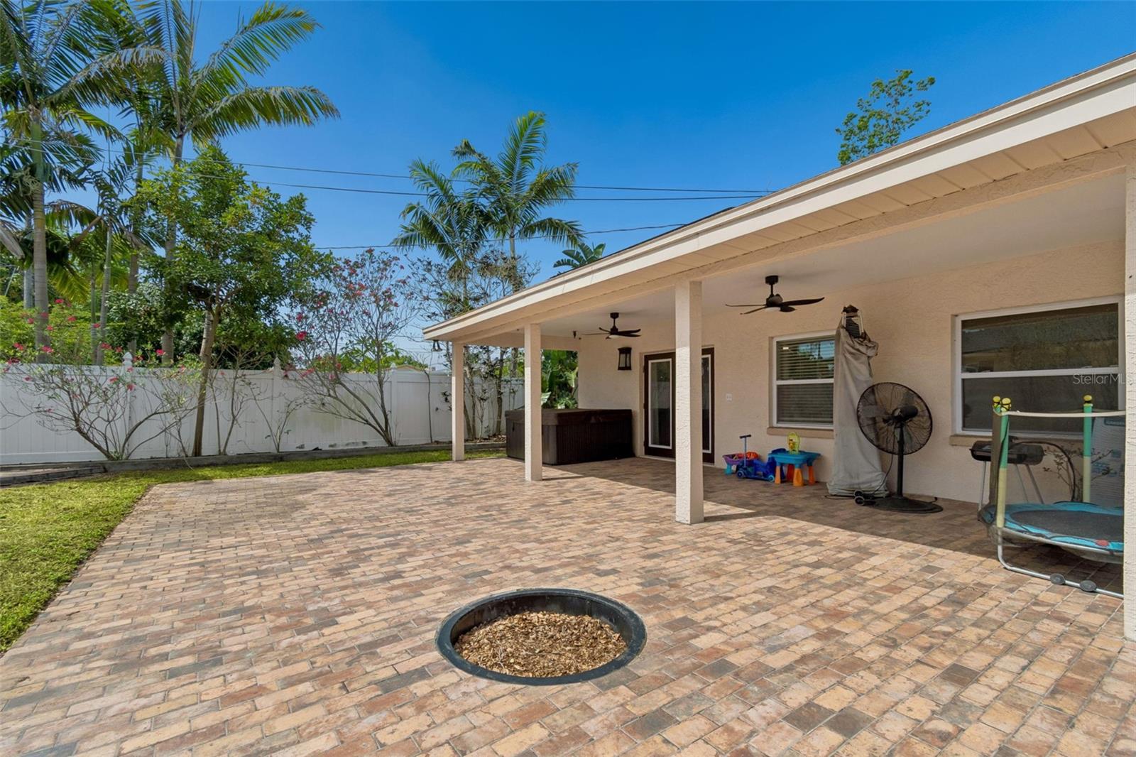 2790 PINELLAS POINT DR S, ST PETERSBURG, FL, 33712