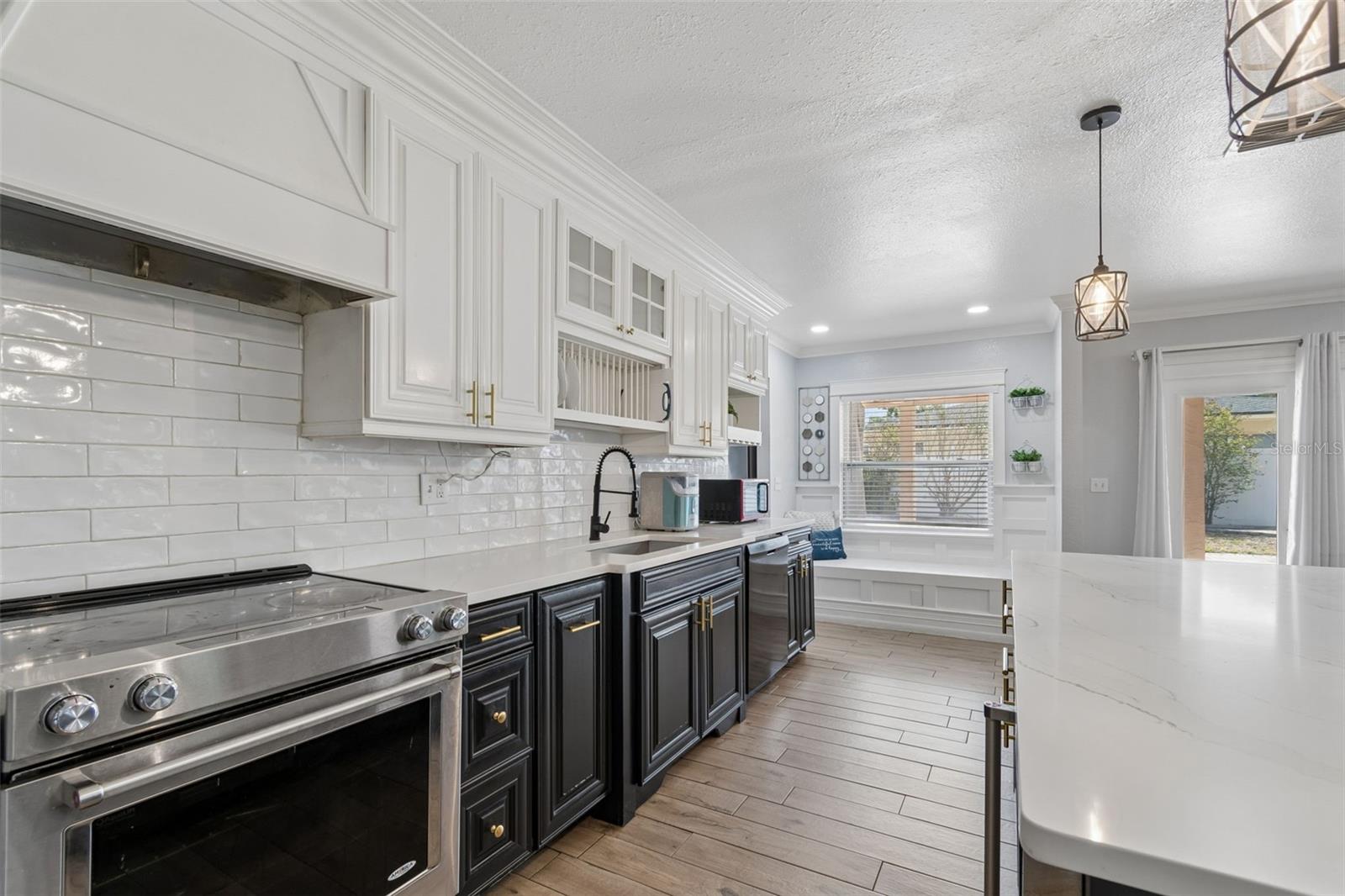 2790 PINELLAS POINT DR S, ST PETERSBURG, FL, 33712
