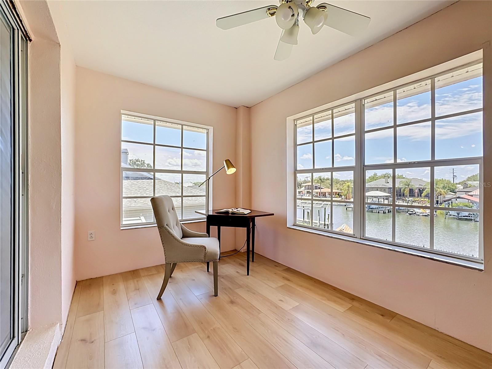 624 KINGSTON CT, APOLLO BEACH, FL, 33572