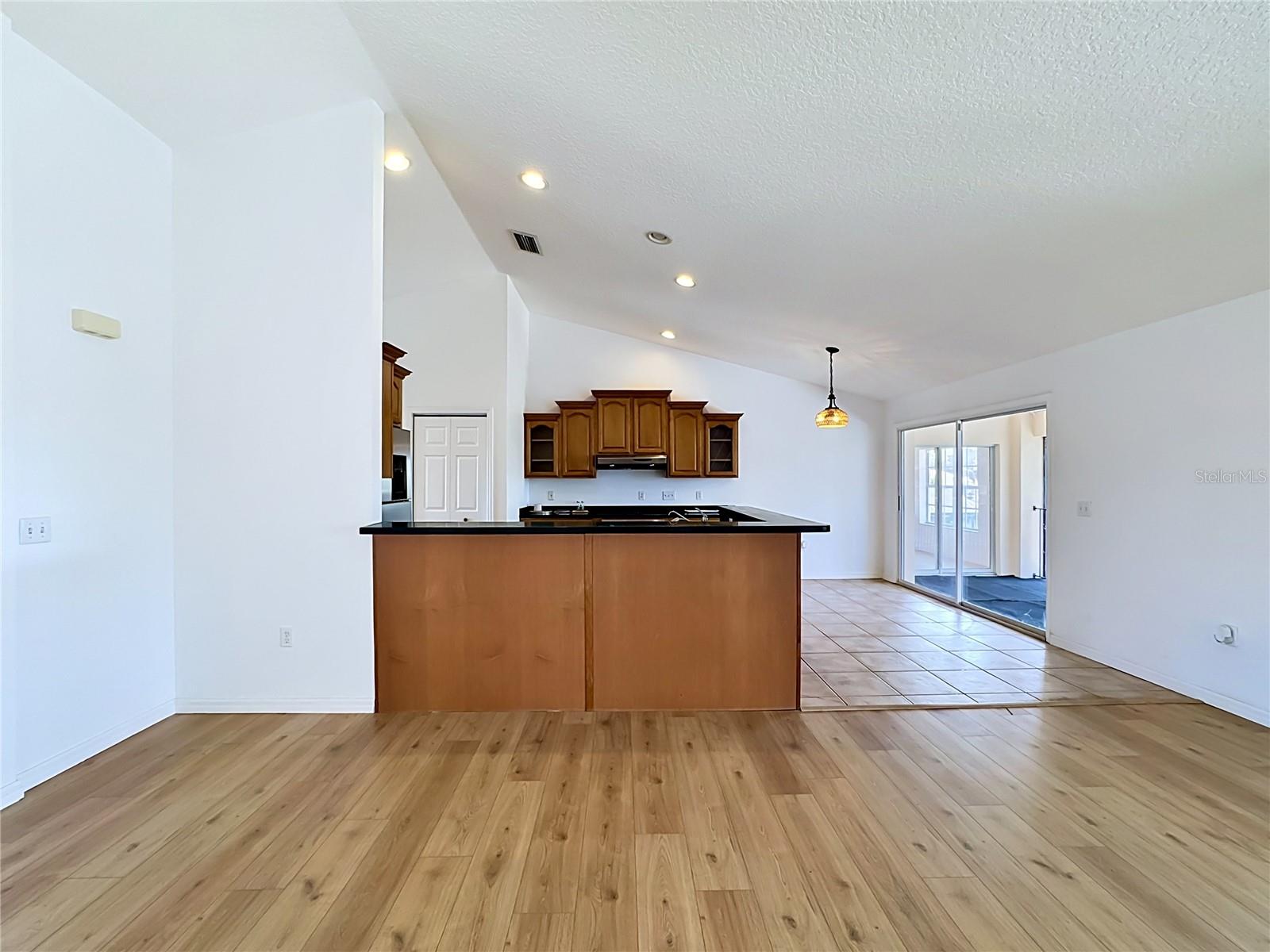624 KINGSTON CT, APOLLO BEACH, FL, 33572
