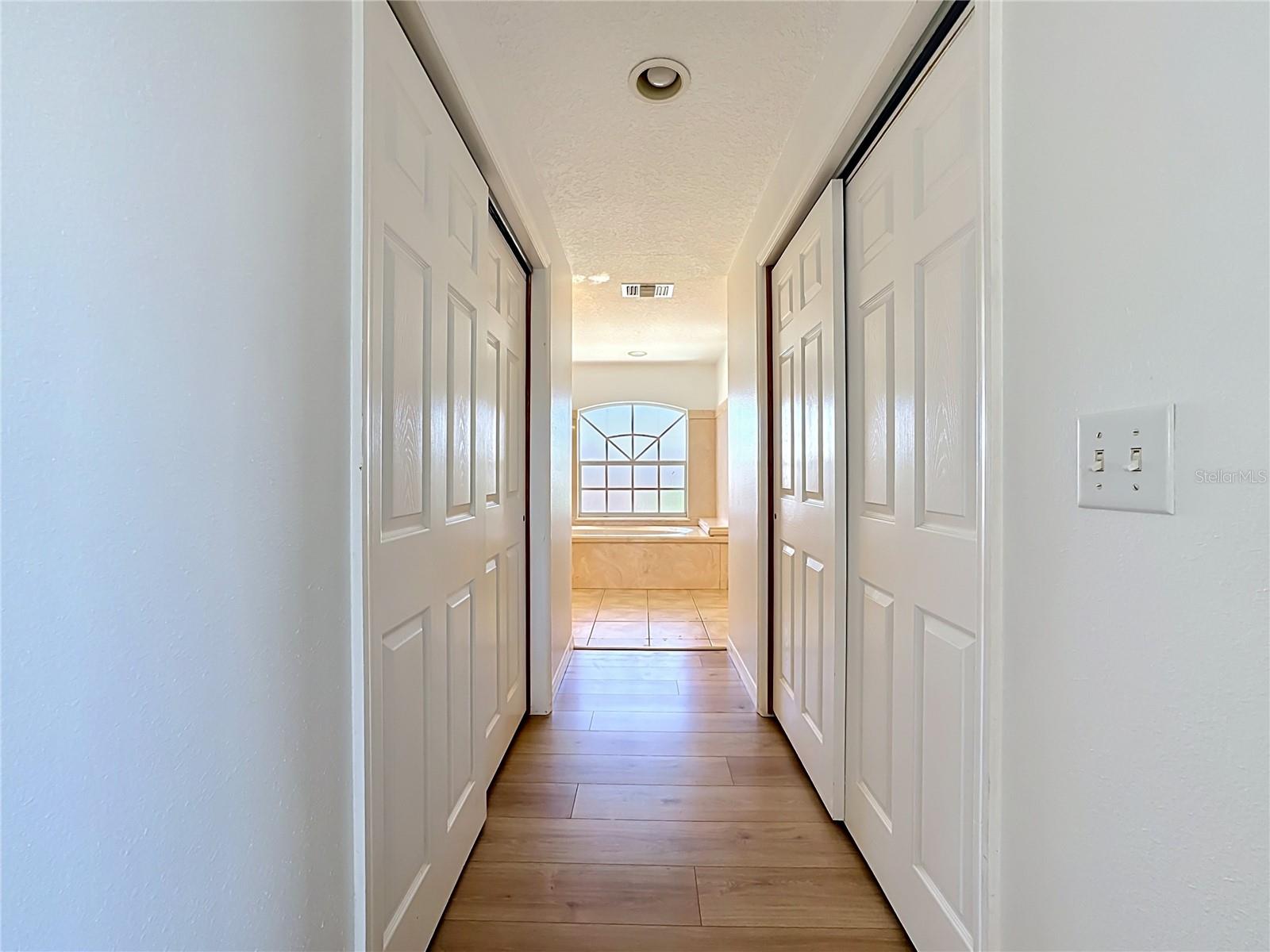 624 KINGSTON CT, APOLLO BEACH, FL, 33572